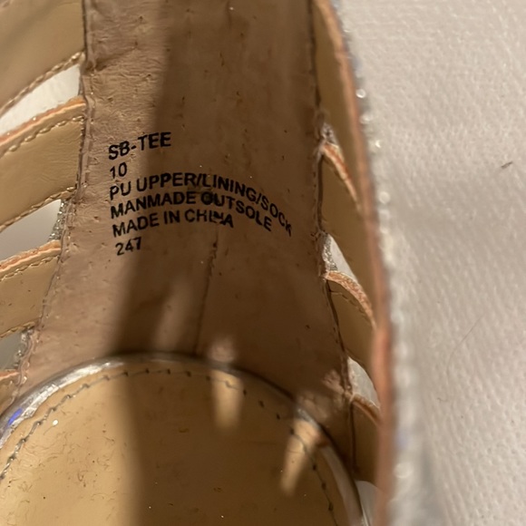 Silver Glitter Heels by Betsy Johnson size 10 - Picture 8 of 8